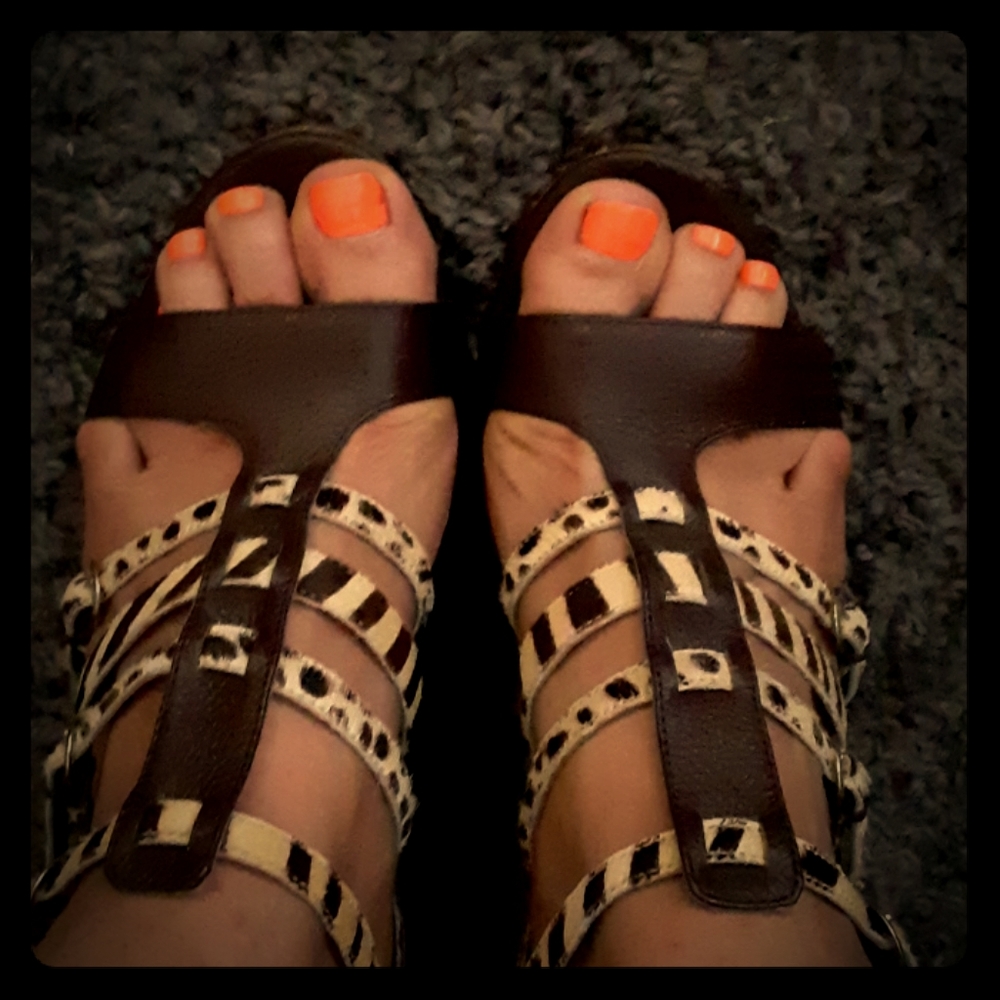 Sexy AND comfy! New Nine West Leopard hide kitten